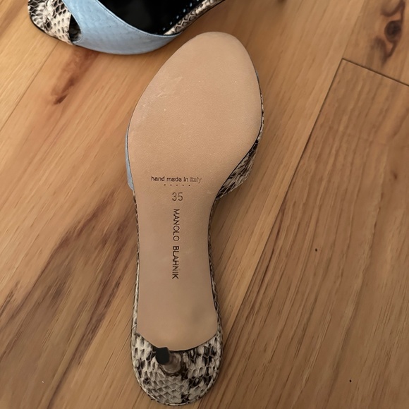 MANOLO BLAHNIK Mumbimu Bicolor Snakeskin Mule Sandals Size 5 NWB - Picture 3 of 7